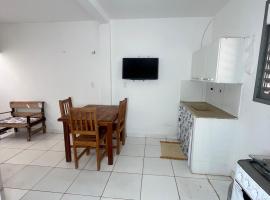 Chalé 2 novo mel, hotel en Areia Branca