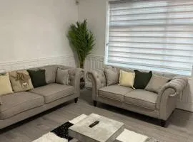 Peeams Abode Borehamwood