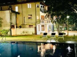 Merit Hotel Anuradhapura, Hotel in Tissawewa