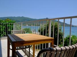 Evia Bay Suites and Retreats, serviced apartment in Edipsos