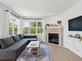 Walkable Seattle Gem Close To Everything condo