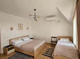 Guesthouse Maka, ξενοδοχείο σε Ureki
