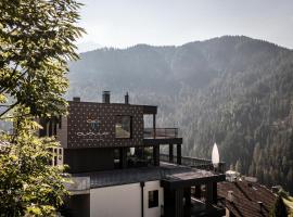 Apartments Aois 4 Elements Suites, hotel in La Valle