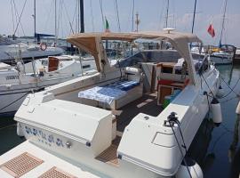 Boat4u 2, alojamiento en un barco en Cavallino-Treporti