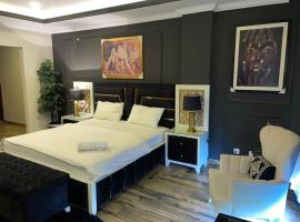 Havana Suites 2BHK Luxurious Apartment with Pool Gym & FreeNetflix At Bahria Town: Rawalpindi şehrinde bir otel