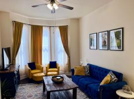 Relaxing Townhouse Downtown Dubuque, Hotel in Dubuque