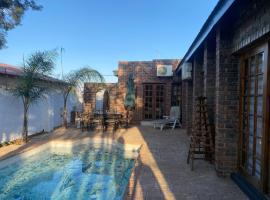 Mi casa guesthouse, villa in Gaborone