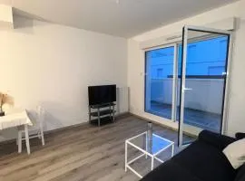 Bright apartment in Cergy
