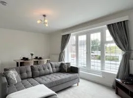 Lovely 2-Bedroom New Forest apartment on a Farm