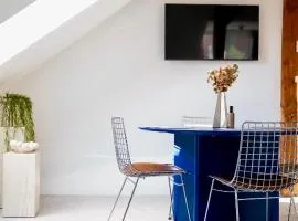 City Center Design Apartment - Schlossberg View - by Casa Momo