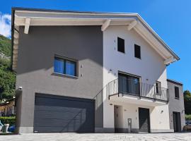 Appartamento Aurora in Valtellina - Accogliente alloggio tra lago e montagna, hotel en Morbegno