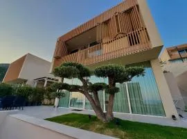 Rei Green Coast Villa