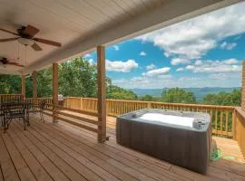 Sunset Cabin Privacy, Views, HotTub, Firepit, BBQ, Pets
