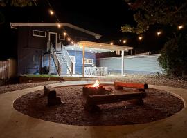 Cooee Bay Beach House, hotelli kohteessa Yeppoon