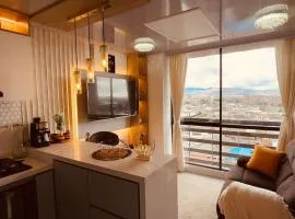 Top views, airport, Salitre, American embassy, parking