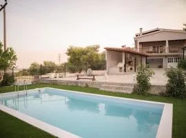 Anax Villa