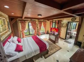 Edensor Hills & Resort