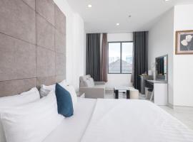 White Diamond Hotel, hotel near Tan Son Nhat International Airport - SGN, Ho Chi Minh City