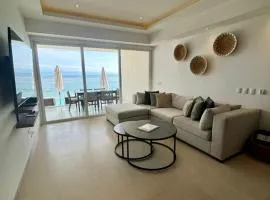 Mar Azul Seaside Suite