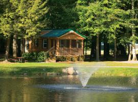 Alpine Lake Lakefront Cabin 5, парк-отель в городе South Corinth