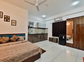 Cozy 1 RK apartment