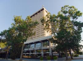 Hotel Cherno More, romantic hotel in Varna City