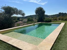 Logement entier, Dépendance, hotel in Pézenas