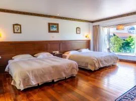 Shangrila Boutique Hotel