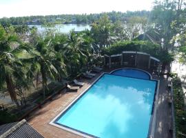 Baan Tai Had Resort, hotel con pileta en Samut Songkhram