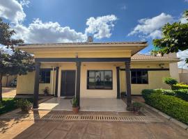 Zachepa Family House, haustierfreundliches Hotel in Lilongwe