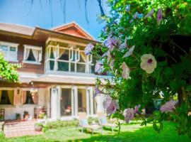 Banyan House Samui bed and breakfast (Adult Only), Hotel in Strand von Chaweng