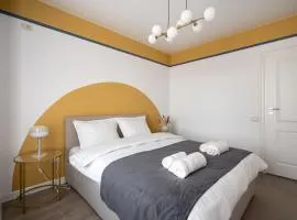 Central Spacious Apartment 204