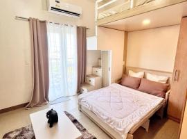 Elegant Studio in Saint Honore, holiday home in Iloilo City