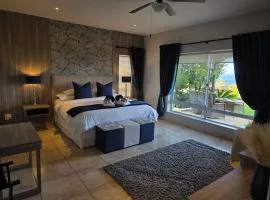 Amelia's by the Sea