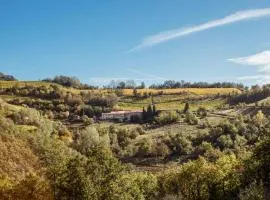 Borgo Isolabella - Wine & Vermouth Resort