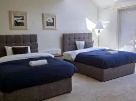 Spacious Luxurious Serviced Accommodation 7