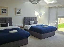 Spacious Luxurious Serviced Accommodation 7