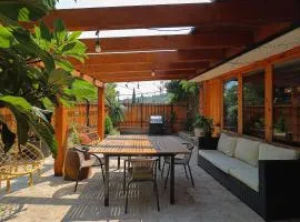 Luxury Tbilisi House with Garden - by Wehost