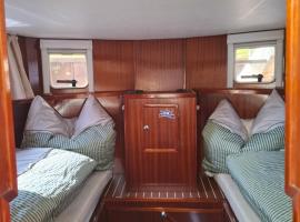 Romantik Boot Martinique, b&aring;d i Hamborg