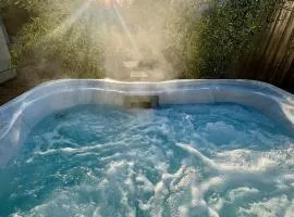 Lodge with Jacuzzi Hot Tub at The Waun Wyllt