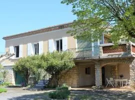 Maison climatisée 3 chambres avec terrasse, grand terrain et accès rivière, proche Vallon Pont d'Arc - FR-1-382-118