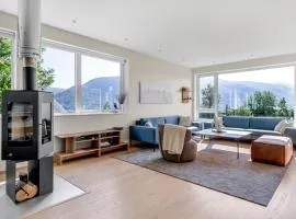 Northern Luxe Retreat