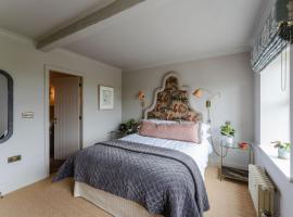 The 3 Acres Inn & Restaurant, hotel in Huddersfield