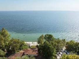 KYMA STAY - Beachfront apartments