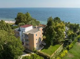 KYMA STAY - Beachfront apartments