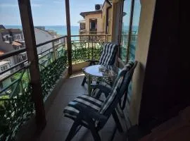 Gnezdo Apartment Sarafovo