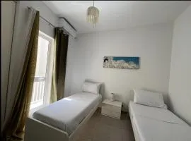 Bright Room with Balcony Private Bathroom Access