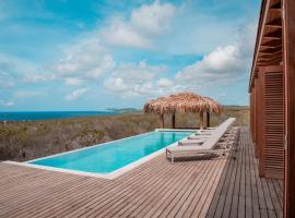 Luxury Eco-Villa with Ocean Views & Total Privacy, hotel v destinaci Kralendijk