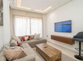 Chic Studio Near CFC