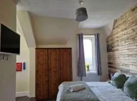 155 Studio 9 City&Sea views